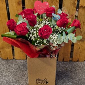 Luxury Dozen Red Roses